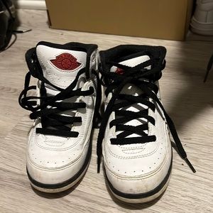 Jordan 2s